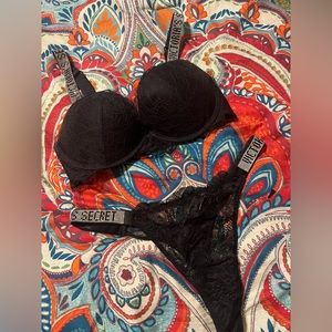Victoria’s Secret Very Sexy Shine Strap Push-up Bra & Thong Panty Set